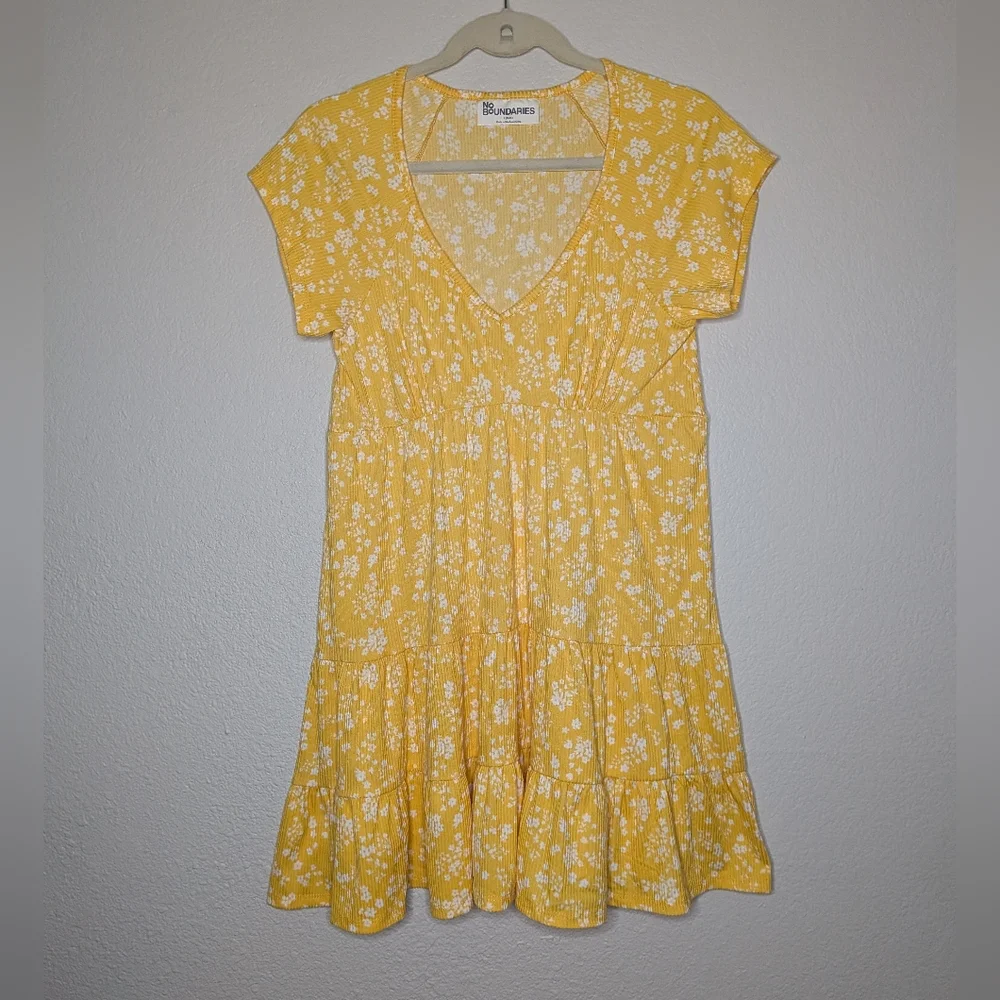 No Boundaries Womens Vintage Floral Coconut Girl Tiered Mini Babyboll Dress L - Picture 7 of 7